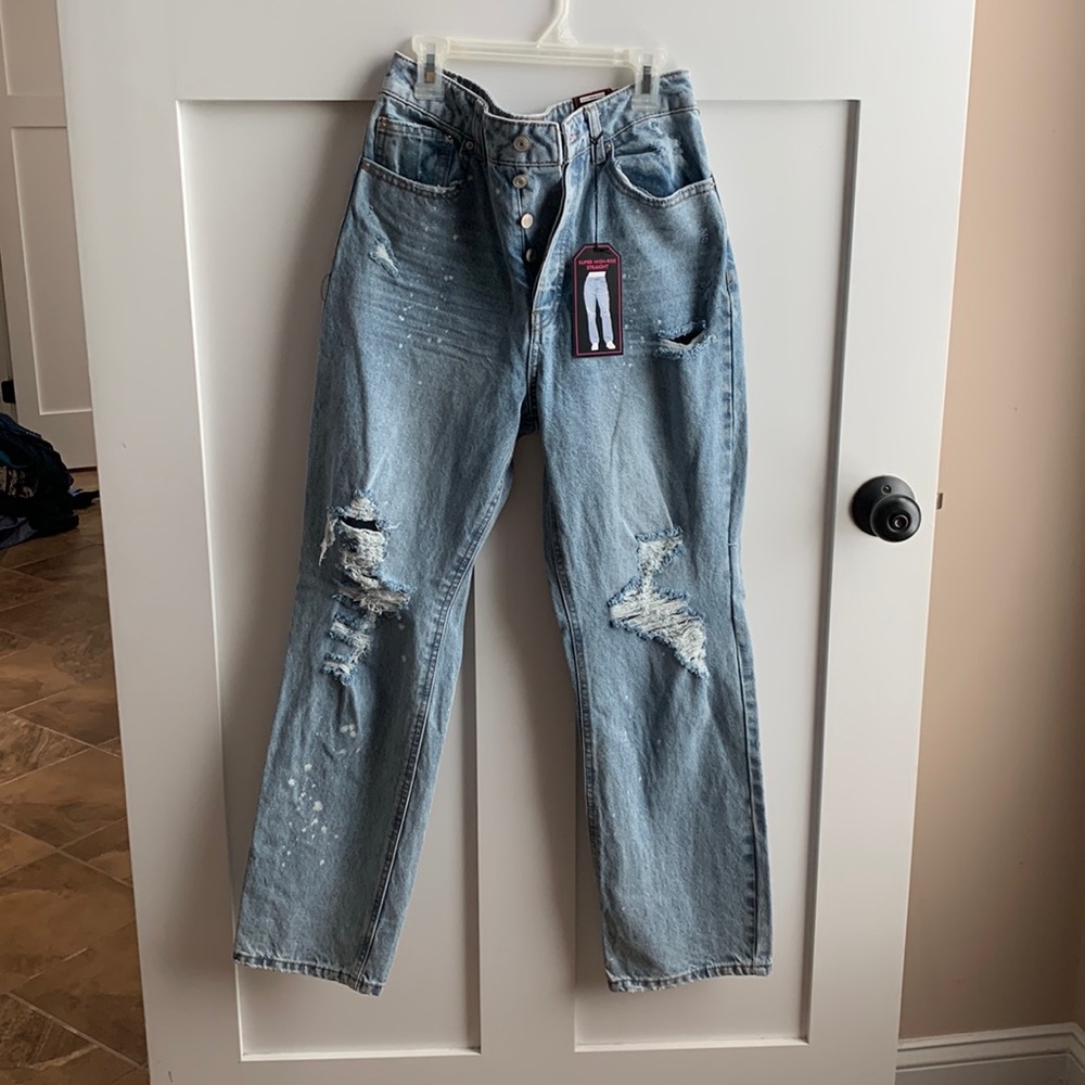 No Boundaries jeans